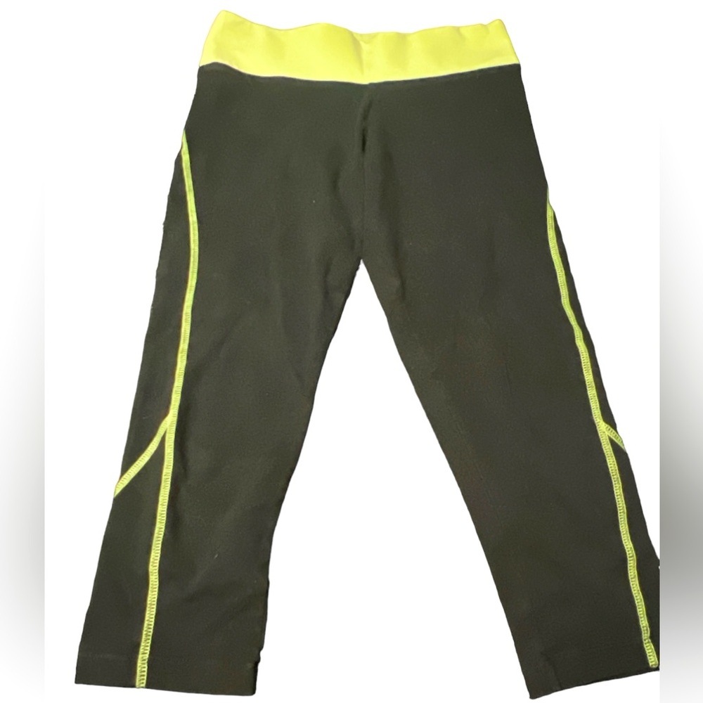 Pink VS crop Leggings